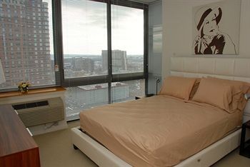 Luxy Suites Columbus Джърси Сити Екстериор снимка